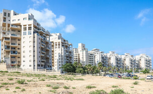 בניינים באשדוד, דירות (צילום: Michael Stein 121272, shutterstock)