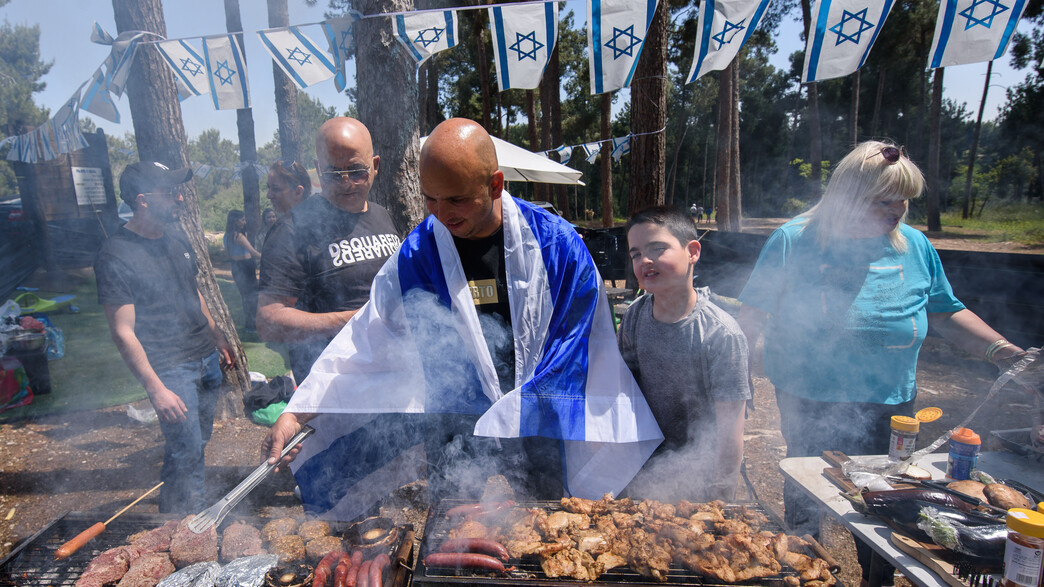 מנגל ביום העצמאות