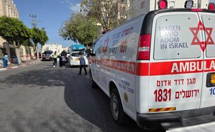 ניידת מד"א (צילום: מד"א )