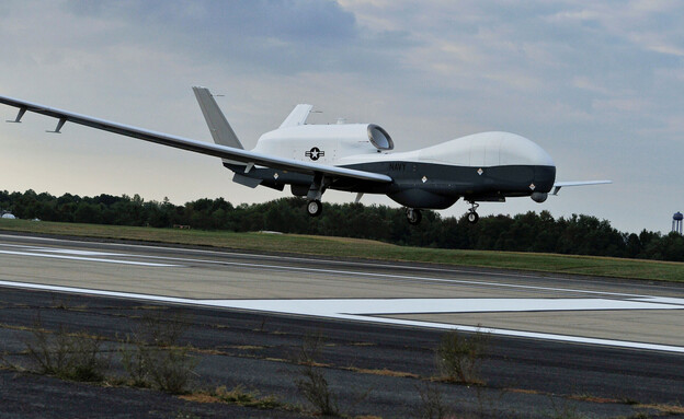 מל"ט של צבא ארה"ב מדגם MQ-4 Triton (צילום: רויטרס)