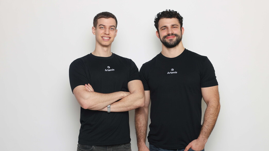 מימין לשמאל: דן שיבלר ושחר הירשברג, מייסדי ארטמיס