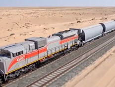 הדמיה של הרכבת בין איחוד האמירויות לירדן