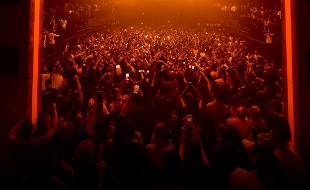 מועדון ה-UNVRS, איביזה