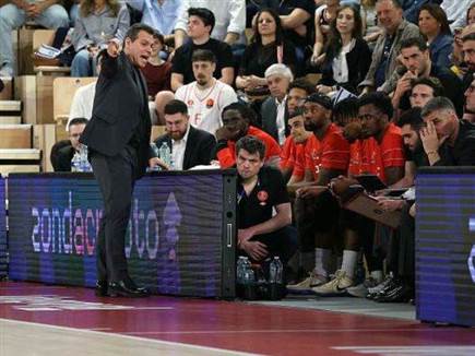 המאמן איטודיס נותר ללא תשובות (Getty)