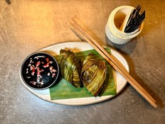 כרע עוף מפורקת בעלה של פנדן (צילום: לין לוי, mako אוכל)