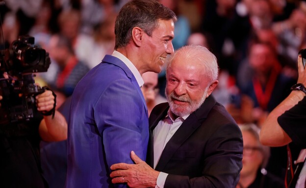 ראש ממשלת ספרד פדרו סנצ'ס ונשיא ברזיל לולה (צילום: AP)