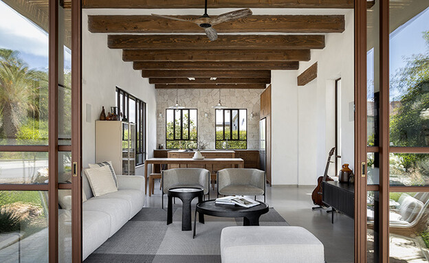 בית עין המפרץ, עיצוב שירן כרמל 