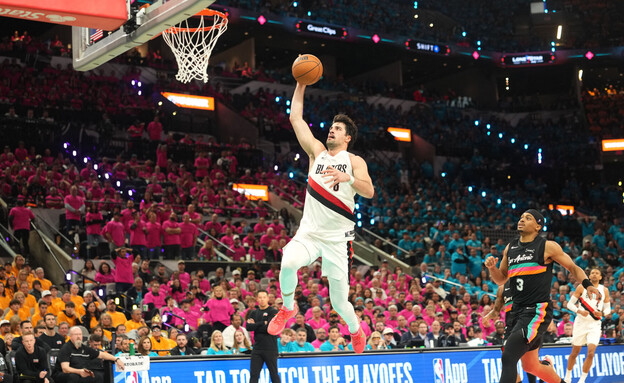 דני אבדיה פלייאוף (צילום: רויטרס)