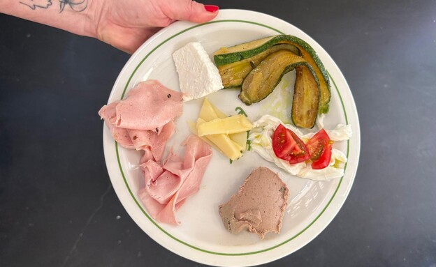 צלחת מהויטרינה. לופה תל אביב