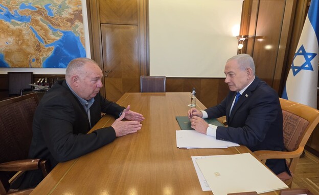ראש הממשלה נתניהו ודובי אמיתי