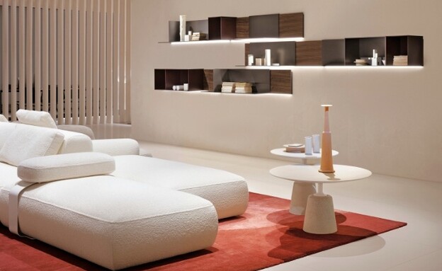 italia תכנון אולם תצוגה: פיצו קדם אדריכלים 