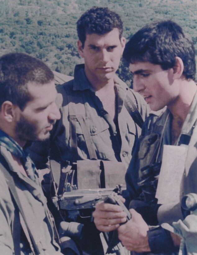 מתוך הצילומים של "שתי אצבעות מצידון"