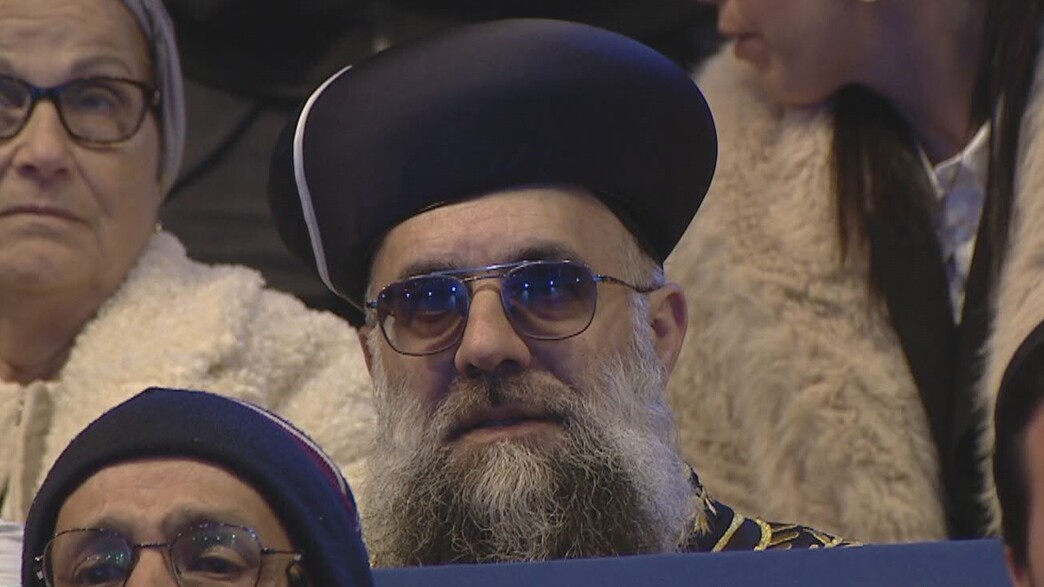 אייל ציונוב, המתחזה לרב הראשי