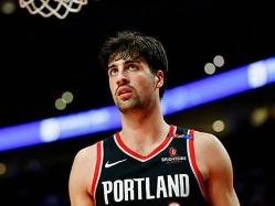 (Brian Babineau‏, NBAE/Getty) (צילום: ספורט 5)