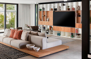 בית יולי וולמן סלון  (צילום: שי גיל)