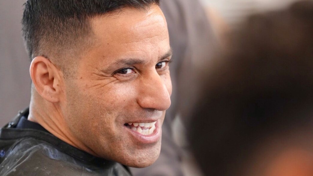 שחר חסון מאחורי הקלעים