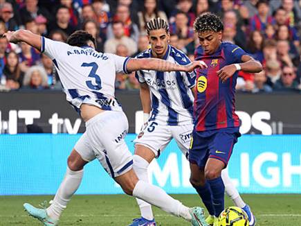 מול ימאל. &ldquo;אני עוד לא שם&ldquo; (Photo by Joan Valls/Urbanandsport/NurPh (צילום: ספורט 5)