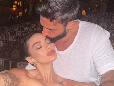 על רקע השמועות על משבר ביחסים: פרידה עוזיאל משדרת עסקים כרגיל