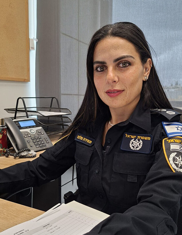 פקד, מאירה מלכה, ראש משרד חקירות (רמח) הראל. 