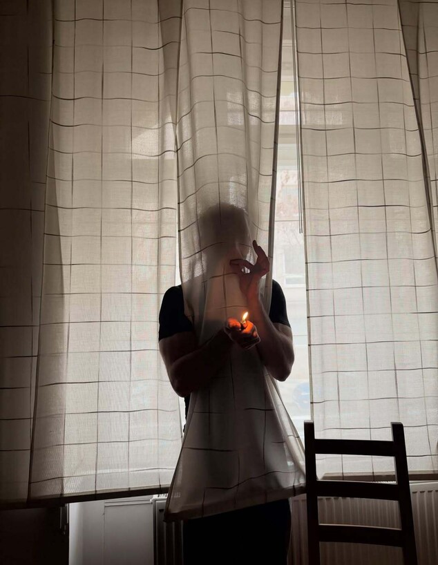 עם תמונה מסתורית: השחקנית עולה שלב עם קיליאן אמבפה