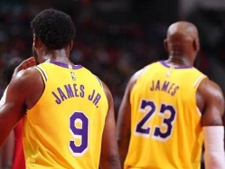 Logan Riely/NBAE via Getty Images (צילום: ספורט 5)