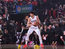 Brian Babineau/NBAE via Getty Images (צילום: ספורט 5)
