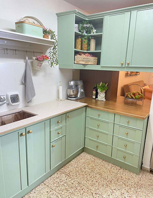 מייקאובר לשכורה שנקנתה מטבח1 טליה שפירא ג 