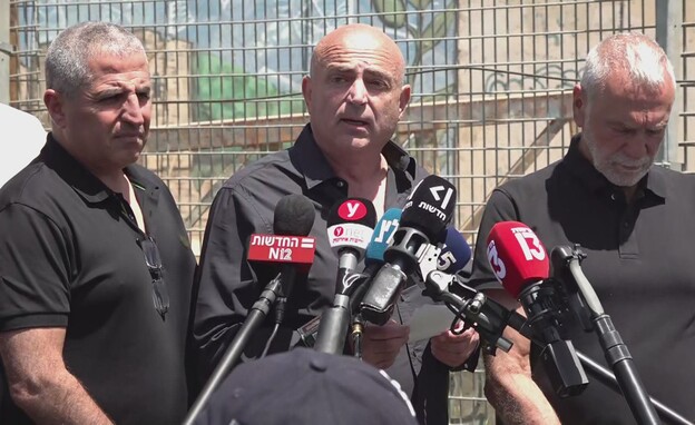 ראשי הרשויות של קו העימות בהצהרה (צילום: חדשות 12)