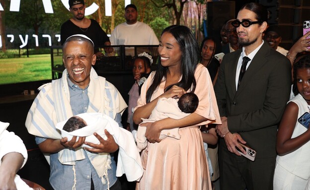 ברהנו טגניה, ארוסתו והתאומים באירוע הברית