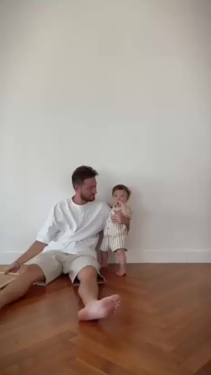 עשרה חודשים אחרי לידת בנה: אן זיוי מבשרת על היריון שני