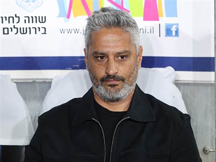 הוריד את השחקנים לקרקע (דני מרון) הוריד את השחקנים לקרקע (דני מרון)