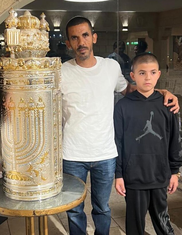 מני ועומר אלופר