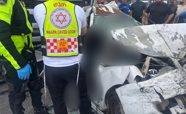 זירת תאונה ליד זרזיר