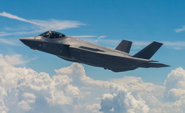 מטוס האדיר (F35)