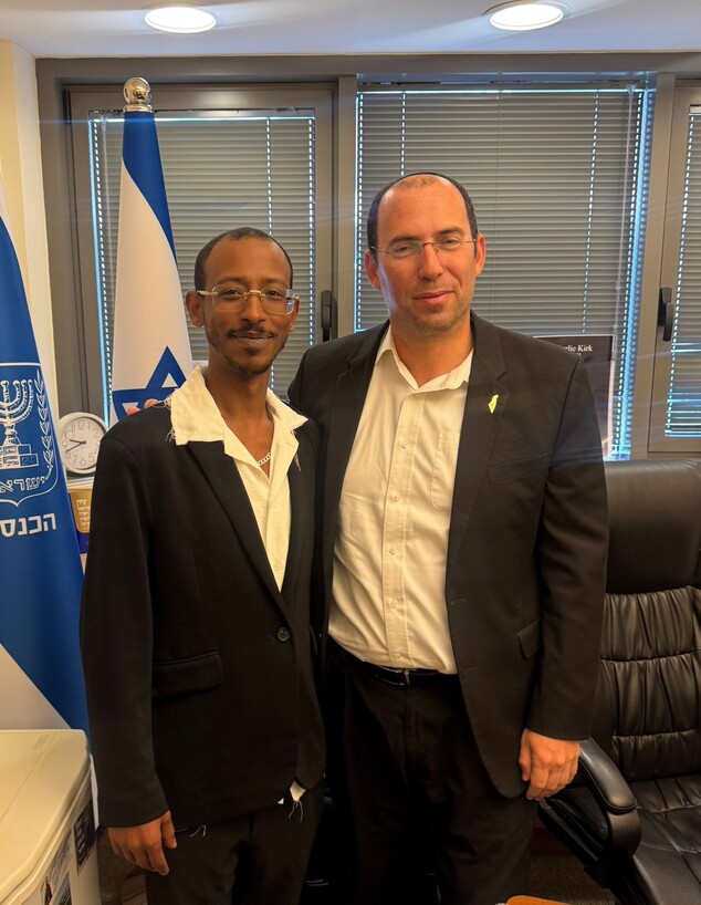 אברהם אקלום בדיון חירום בוועדה למען זכויות הילד בכנסת