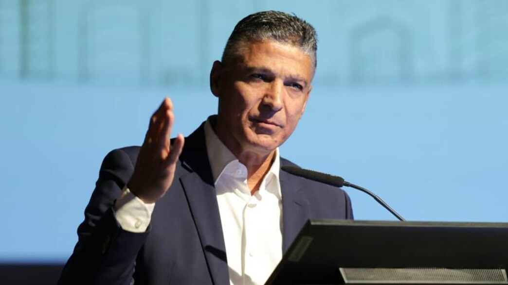 משה לארי, מנכ"ל בנק מזרחי טפחות