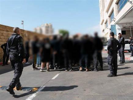 "התנהגות מבישה" (באדיבות דוברות המשטרה) "התנהגות מבישה" (באדיבות דוברות המשטרה)