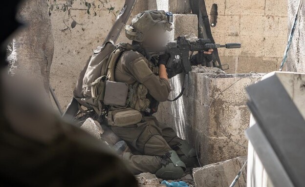 כוחות ממזרח לקו הצהוב ברצועה