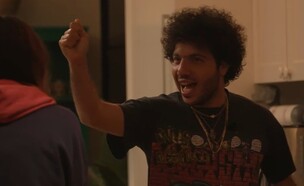 בני בלנקו "חברים שומרים סודות" (צילום: צילום: מתוך הפודקאסט Friends Keep Secrets, youtube)