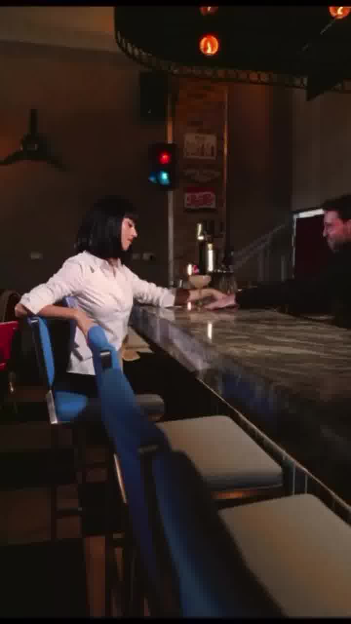 השחקנית נועה כהן חושפת שתרקוד לצד איתן קריפס, עם סרטון מחווה לסצנת הדיינר האייקונית מתוך "ספרות זולה
