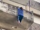 רב עם בת זוגו – ונפל ממרפסת בקומה הרביעית
