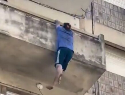 רב עם בת זוגו – ונפל ממרפסת בקומה הרביעית
