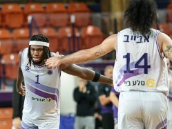 נהריה חוגגת (צילום: לילך וייס רוזנברג מנהלת ליגה לאומית Winner) (צילום: ספורט 5)