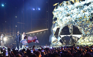 נועם בתן בגמר אירוויזיון 2026 (צילום: Tobias SCHWARZ / AFP via Getty Images)