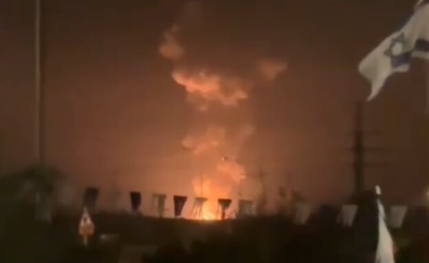 הפיצוץ הלילי החריג (צילום: מתוך תיעוד שעלה ברשתות החברתיות, שימוש לפי סעיף 27א' לחוק זכויות יוצרים)