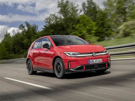 היא לא מהירה או קלה יותר מהפולו GTI המוכרת היא לא מהירה או קלה יותר מהפולו GTI המוכרת