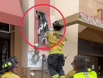 נלכד במשך 12 שעות בתוך הקיר – ונעצר בתום מבצע החילוץ