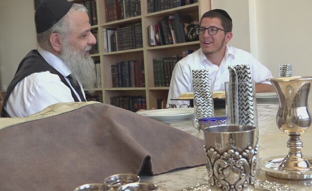 המ"כ יהודה ליימן ואביו הרב אריאל בן מרגי המ"כ יהודה ליימן ואביו הרב אריאל בן מרגי