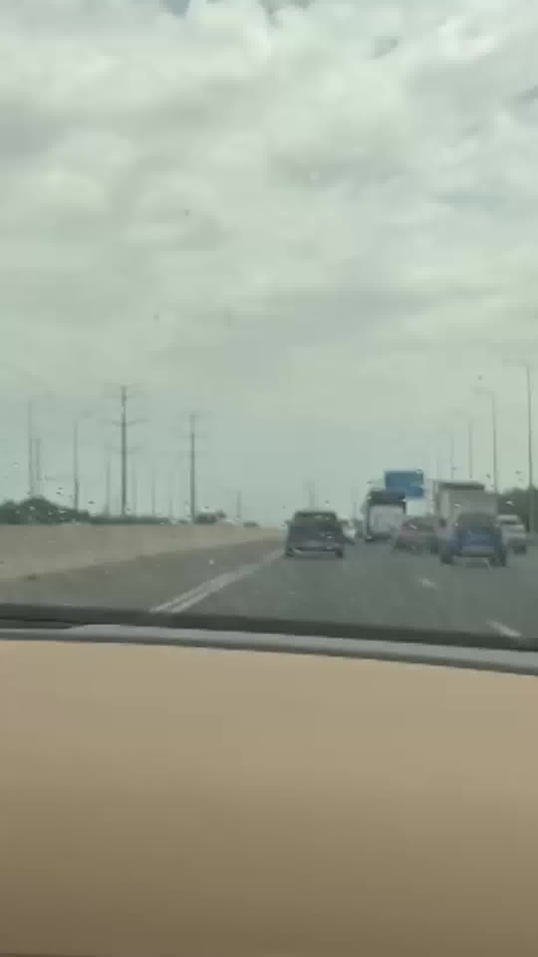כן, זה במאי: גשם החל לרדת באזורים שונים בצפון