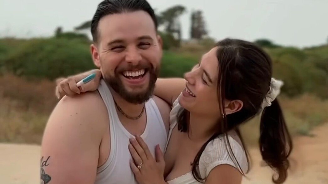 נוי ונדב גליק נוי ונדב גליק